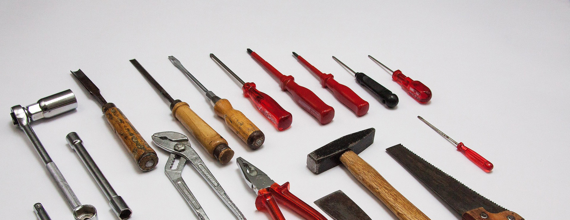 Heimwerkzeuge -Heimwerkzeuge tool 379595 1920